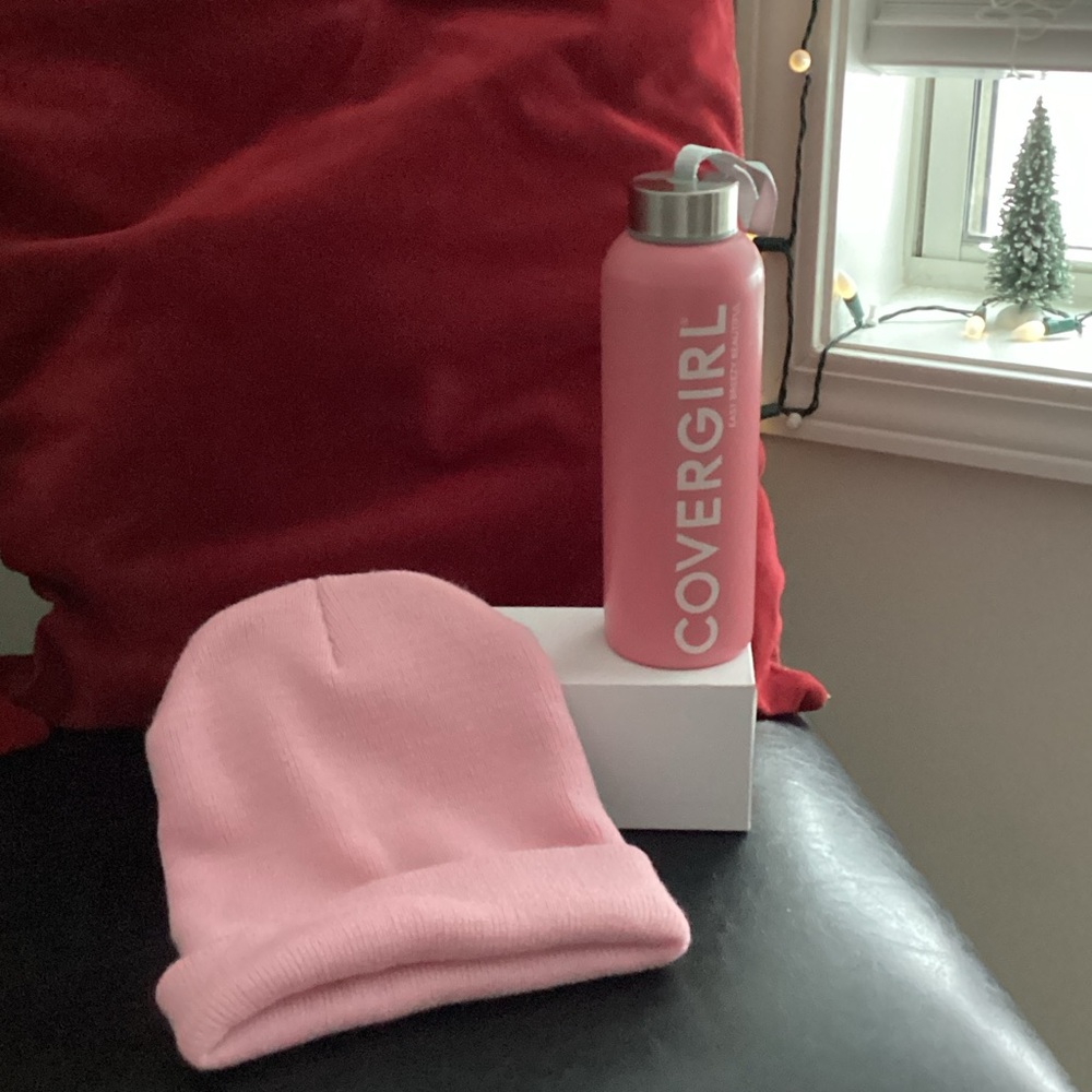 NWT covergirl metal beverage bottle and free pink beanie hat